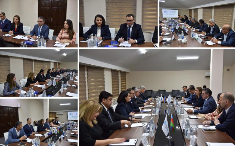 "Açıq hökumətin təşviqində və korrupsiyaya qarşı mübarizədə medianın rolu" mövzusunda dəyirmi masa keçirilib 