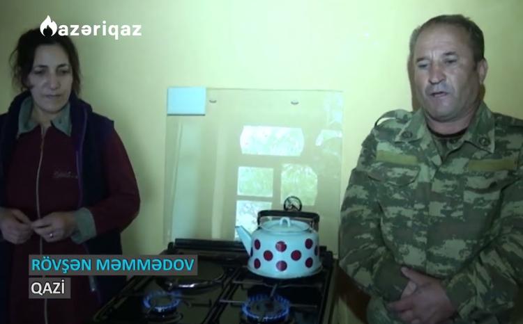 "Azəriqaz" İB daha bir qazinin ocağına isti qatdı - VİDEO