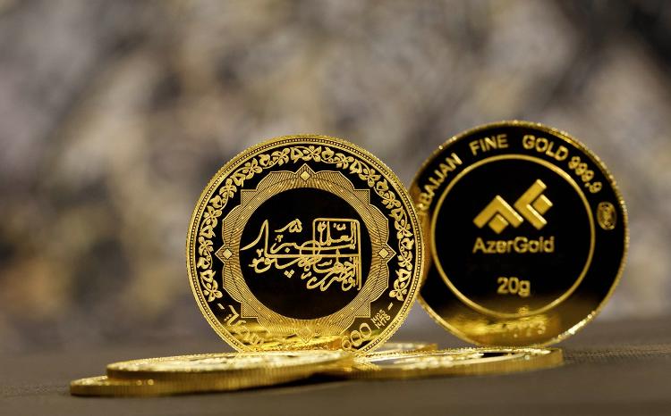 ЗАО «AzerGold» выпустило золотую монету, посвященную 600-летию Узун Гасана 