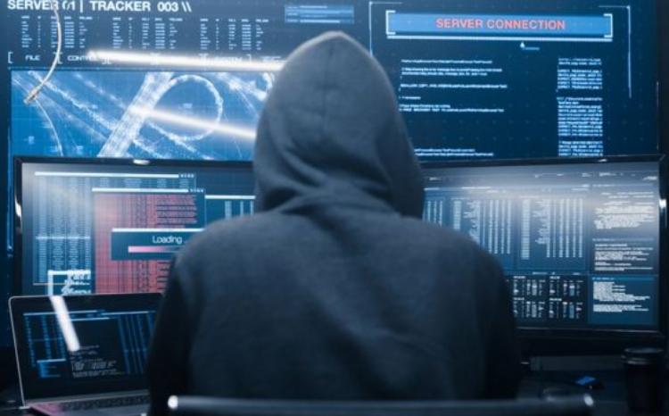 «Сотрудник банка» - любимая «маска» онлайн-злоумышленников в Азербайджане 