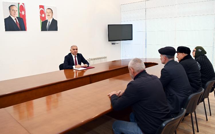 "Azərişıq" ASC-nin sədri Vüqar Əhmədov Şabranda vətəndaşları qəbul edib 