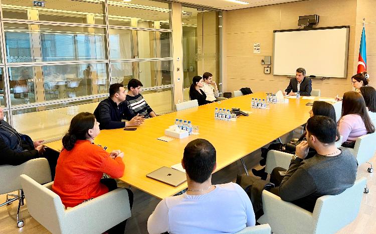 ADA Universitetində gənc məcburi köçkünlərin iştirakı ilə "Böyük Qayıdış"la bağlı "fokus-qrup" müzakirə keçirilib 