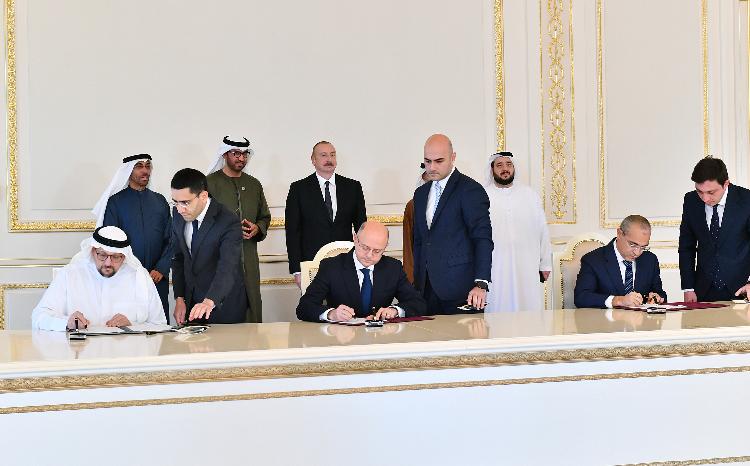 "Masdar"la 1000 MVt gücündə "yaşıl enerji" layihələri üzrə investisiya müqavilələri imzalanıb 