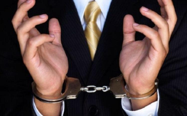 Prorektorun ölümündə adı keçən sabiq bankir kimdir? 