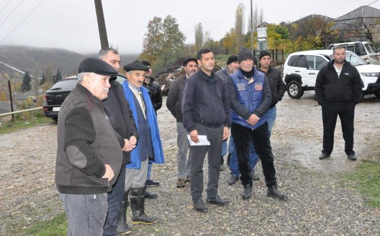 Ərəblər kəndinin sakinləri "Açıq mikrofon"a gəldilər 