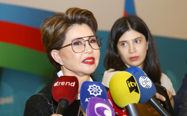 Роза Рымбаева: Очень люблю азербайджанскую народную музыку 