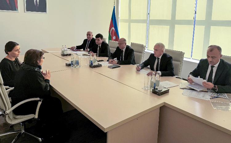 Energetika naziri Sabirabadda vətəndaşları qəbul edib 