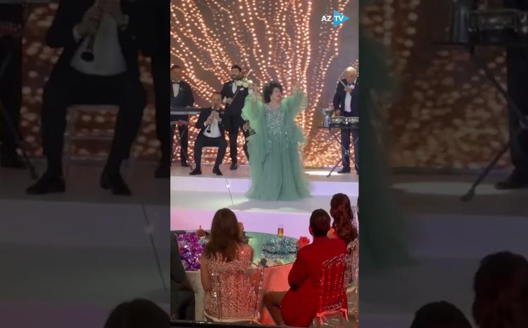 Zeynəb Xanlarova uzun müddətdən sonra oxudu - Konsert çəkilişindən kadrarxası görüntülər