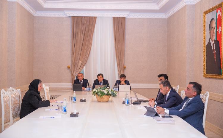 Nazir Rəşad Nəbiyev Abşeronda vətəndaşları qəbul edib 