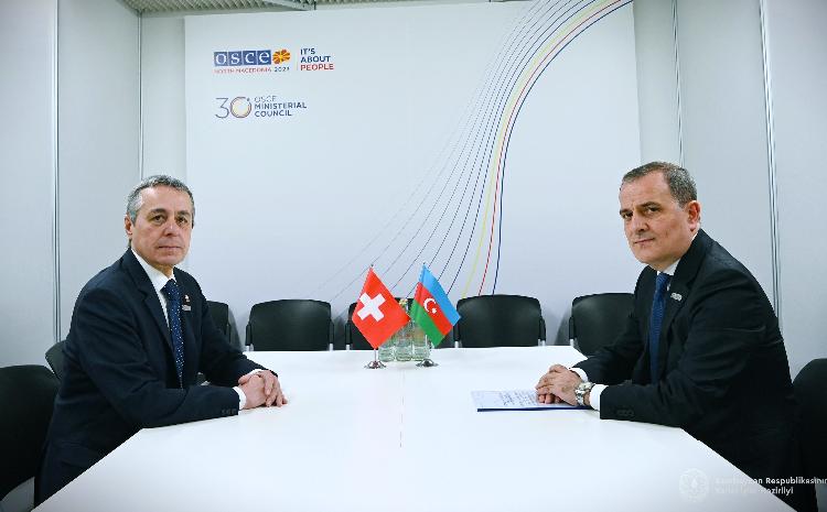 Ceyhun Bayramov İsveçrənin XİN başçısı ilə görüşüb 
