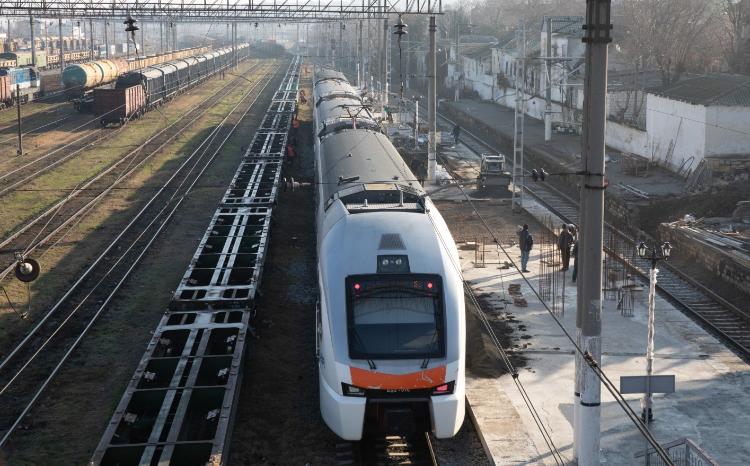 Biləcəri, Xırdalan və Qəbələ stansiyalarında platformalar yenilənir 