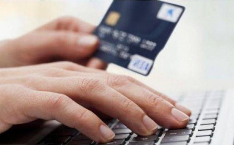 Azərbaycanda bank kartları ilə bağlı yaranan problem aradan qaldırılıb 
