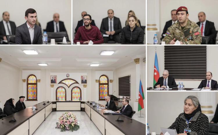 Nazir müavini Hidayət Abdullayev Xaçmaz rayonunda vətəndaşları qəbul edib 