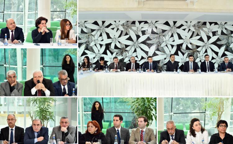 Teatr-tamaşa və konsert müəssisələrinin fəaliyyətinə həsr olunan müşavirə keçirilib 