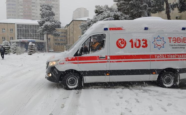 Təcili tibbi yardım avtomobilləri hava şəraitinə uyğunlaşdırılıb 