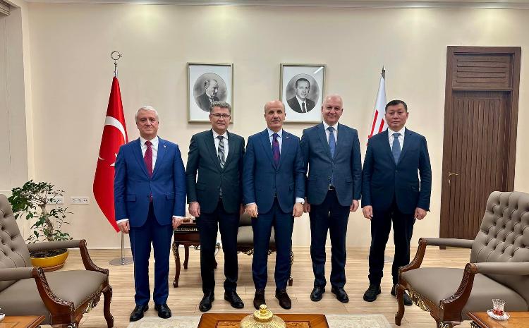 Beynəlxalq Türk Akademiyası və Türkiyənin Ali Təhsil Şurası arasında əməkdaşlıq perspektivləri müzakirə olunub 