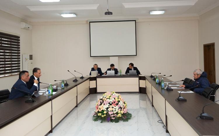 Nazir Rəşad Nəbiyev Xaçmaz şəhərində vətəndaşları qəbul edib 