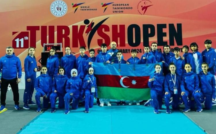 Yeniyetmə taekvondoçulardan Türkiyədə daha 4 medal 