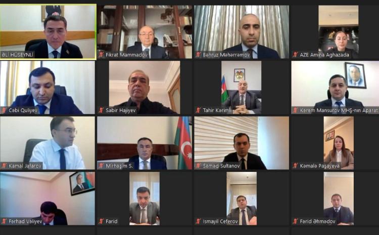 Milli Məclisin Hüquq siyasəti və dövlət quruculuğu komitəsinin iclasında 