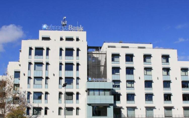AccessBank QSC Profil və toplu SMS - in göndərilməsi ilə əlaqədar tender elan edir 