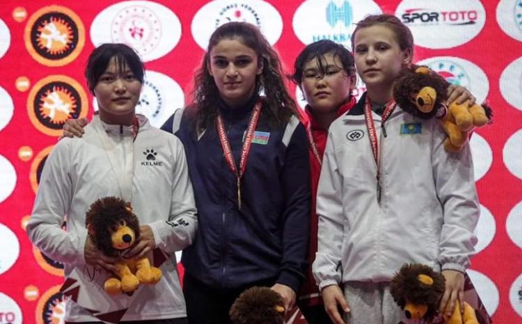 Azərbaycan güləşçilərindən ilk gündə 3 medal 