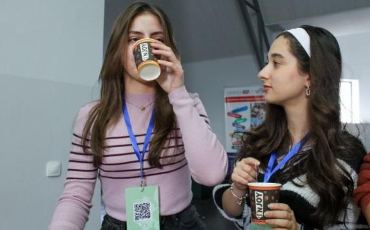 "Coffee ‘N Joy" Avropa Gənclər Parlamentinə dəstək olub 
