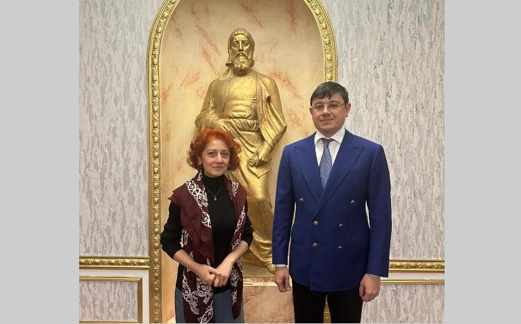 Председатель комитета встретился с азербайджанской пианисткой, проживающей в Японии 