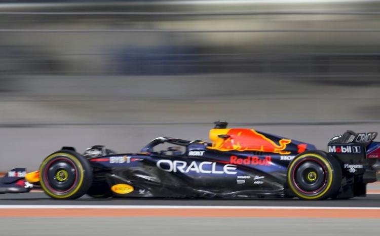 Ferstappen mövsümdə 17-ci qələbəsini qazanıb :Formula 1