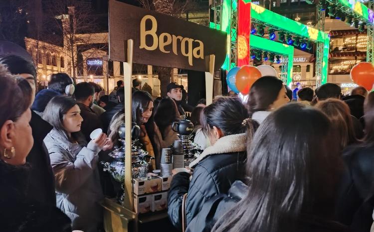 "Berqa" markası "Torpaq əlimdə, bahar ürəyimdə" yarmarkasında 