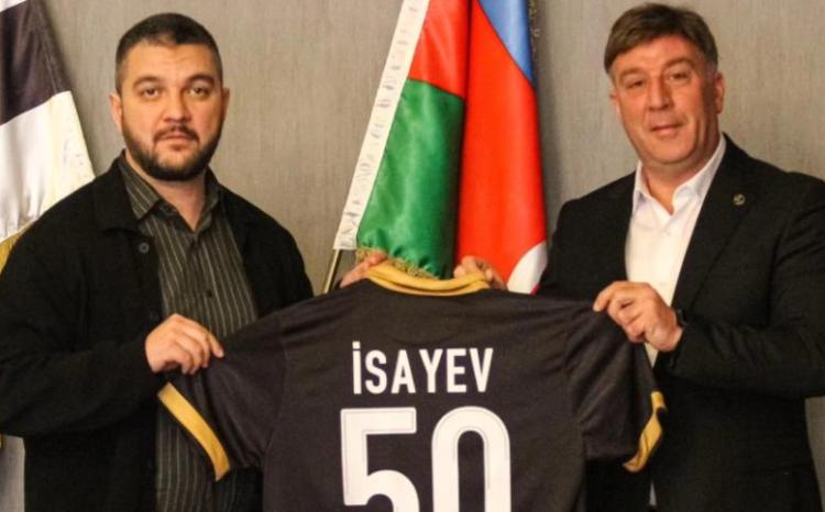 "Neftçi" Mirbağır İsayevi təbrik etdi 