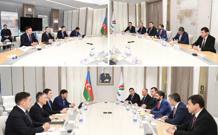SOCAR-ın prezidenti Qazaxıstanın "KazMunayGaz" Milli Şirkətinin İdarə Heyətinin sədri ilə görüşüb 