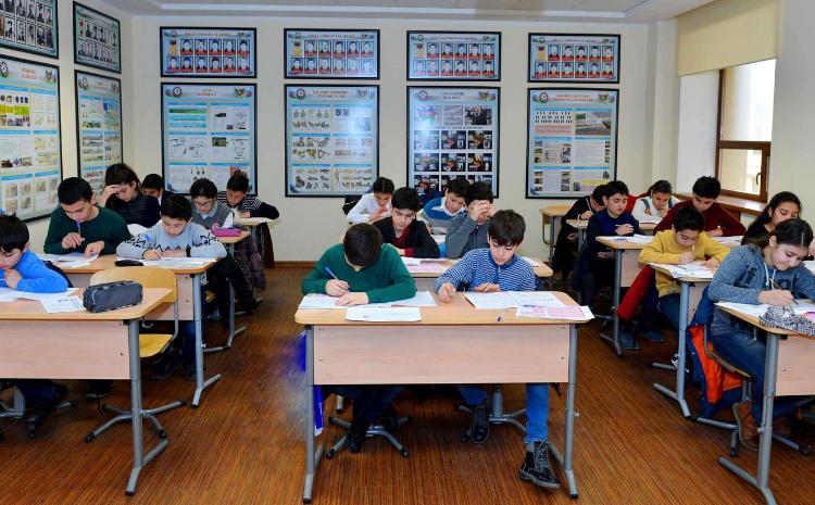 152 məktəbli olimpiadanın final turuna vəsiqə qazanıb 