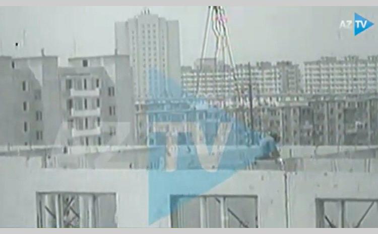 1980-ci illərdə Bakıda yaşayış binalarının tikintisi - AzTV-nin "Qızıl Fond"undan NADİR GÖRÜNTÜLƏR