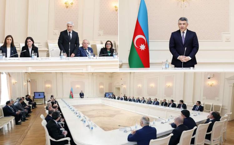 Ali Məhkəməyə təyin edilən yeni hakimlər kollektivə təqdim olunub 