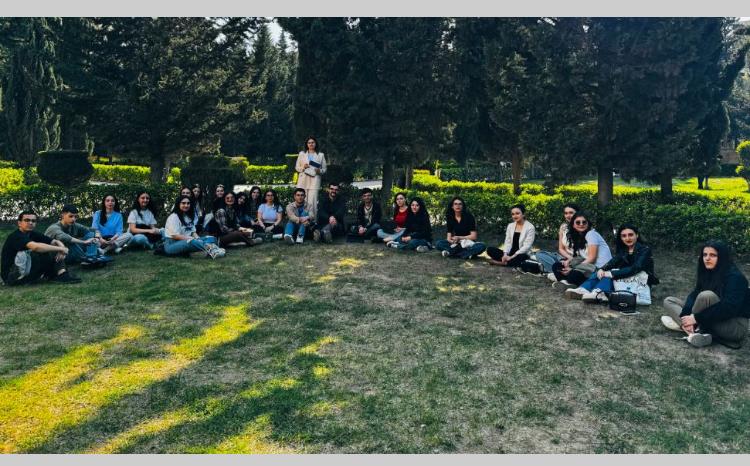 Студенты биологического факультета БГУ провели занятия под открытым небом 