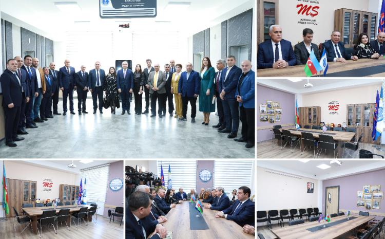 В БГУ открылась комната Совета прессы Азербайджана 