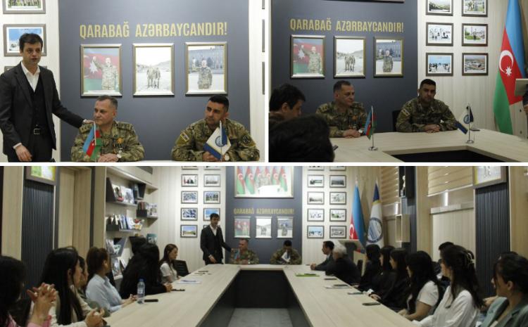 В БГУ отметили годовщину Апрельских боев 