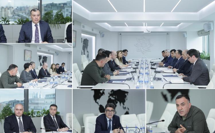 Nazir Sahil Babayev Nazirlik yanında İctimai şuranın üzvləri ilə görüşüb 