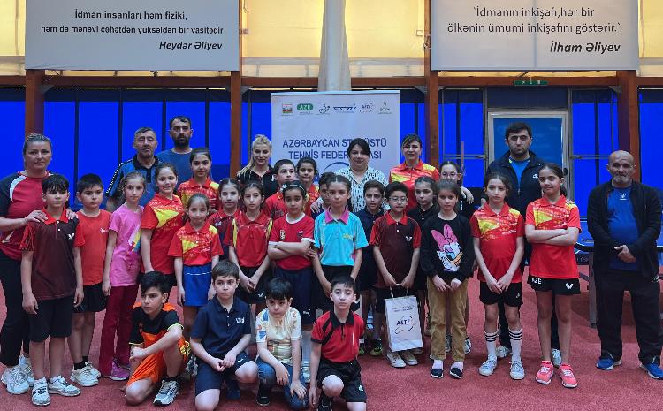 Stolüstü tennis üzrə ölkə turnirinə yekun vurulub 