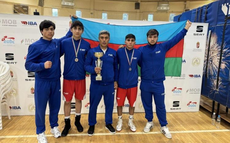 Gənc boksçularımız Macarıstanda 1 qızıl və 1 gümüş medal qazanıb 
