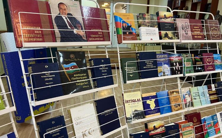 BDU-da “28 May - Müstəqillik Günü” adlı kitab sərgisi 