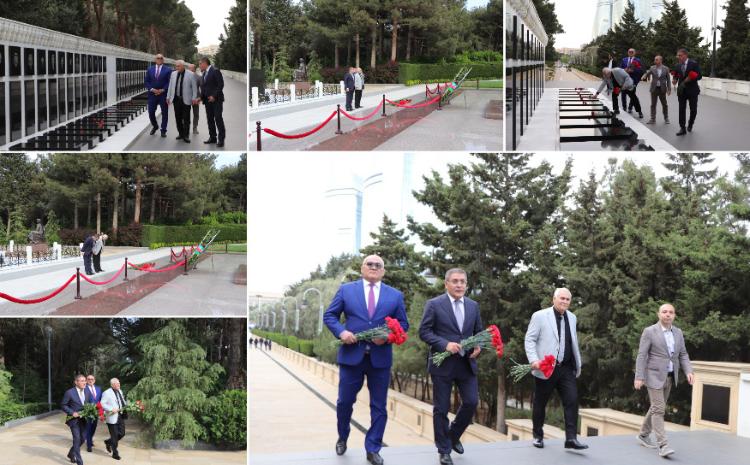 Beynəlxalq Ağırlıqqaldırma Federasiyasının prezidenti ölkəmizə səfərə gəlib 