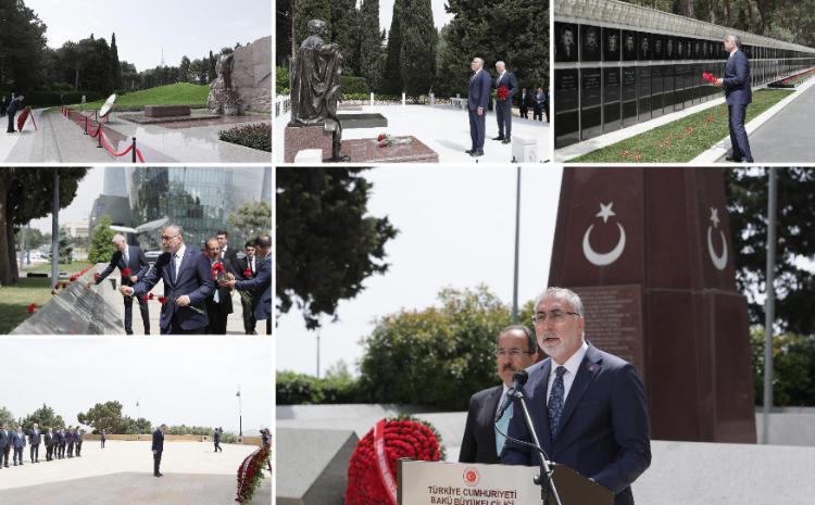 Türkiyə nümayəndə heyəti Fəxri xiyabanda Ulu Öndər Heydər Əliyevin məzarını və Şəhidlər xiyabanını ziyarət edib 