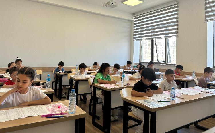 BDU-nun nəzdində “Gənc istedadlar” liseyinin V siniflərinə qəbul imtahanı keçirilib 