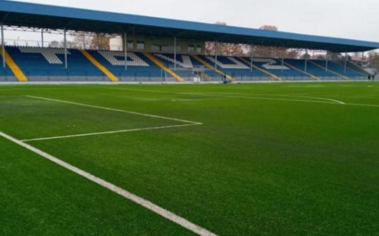 Bölgə stadionu FIFA-dan sertifikat aldı 