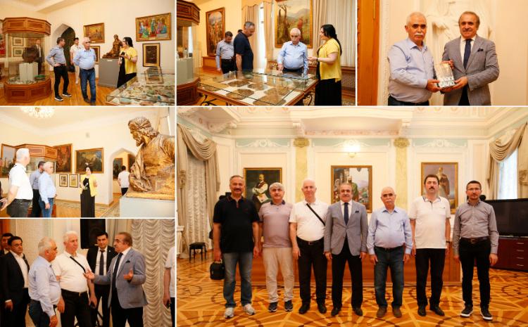 Türkiyə Konstitusiya Məhkəməsinin sədri Kadir Özkaya Nizami Muzeyində olub 