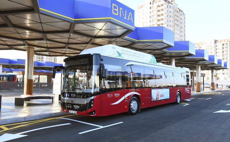 Bakıda yeni avtobus marşrutları istifadəyə verildi 