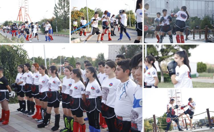 Kikboksçular da “İdman hamı üçün! deyir 