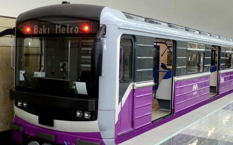 Metroda qatarda nasazlıq ehtimalı yarandı - Sərnişinlər düşürüldü 
