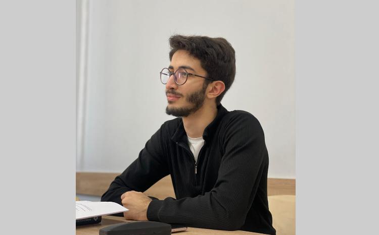 Sosial və ənənəvi medianın: oxşar, fərqli, müsbət və mənfi tərəfləri 